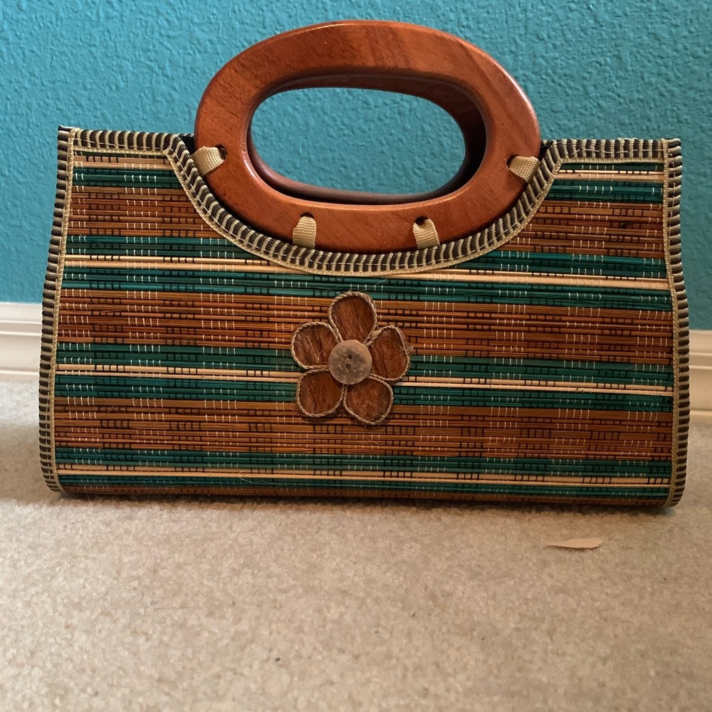 Cute little hand bag from the Bahamas